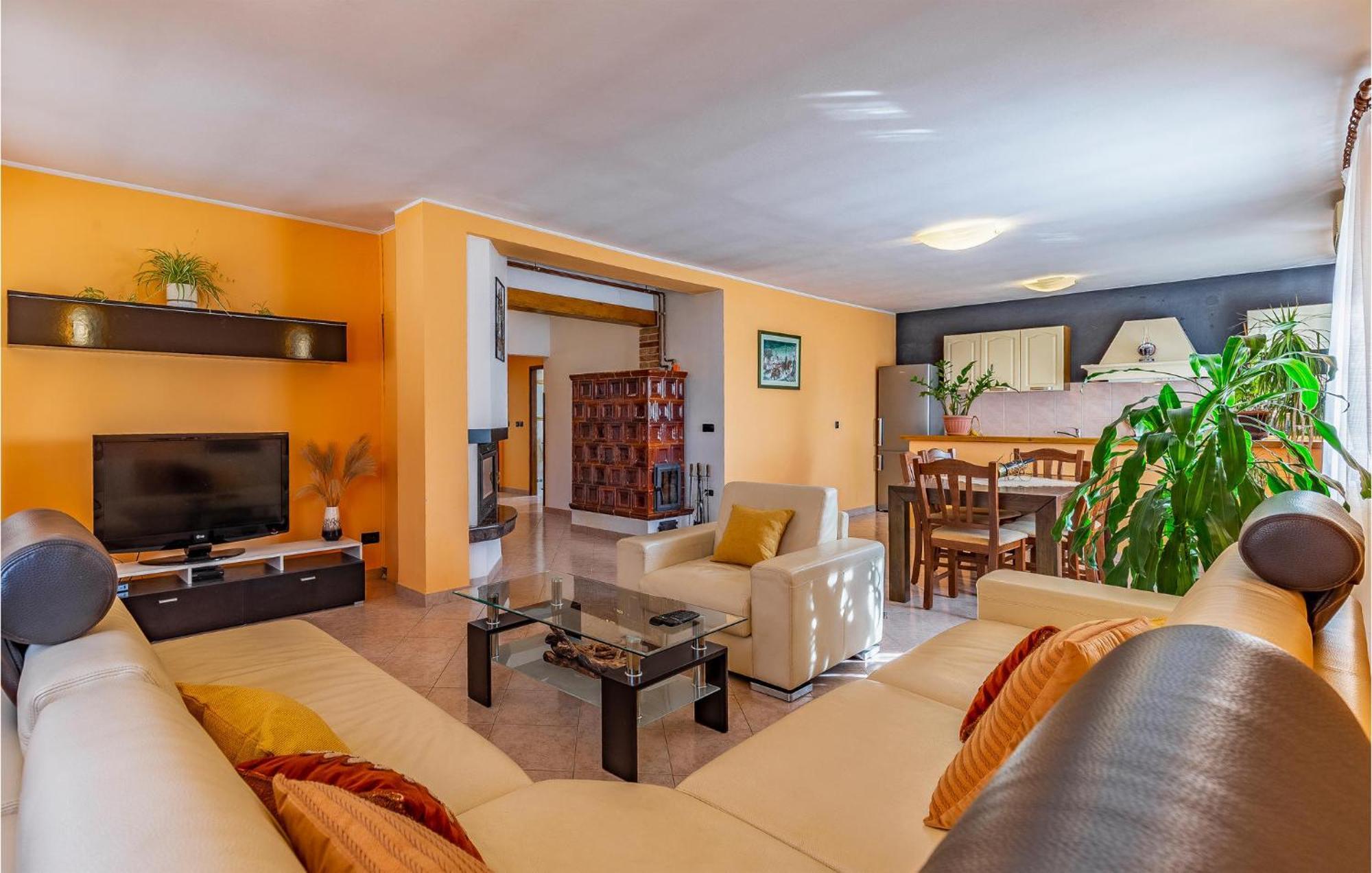 Lovely Home In Sisan With Outdoor Swimming Pool Buitenkant foto