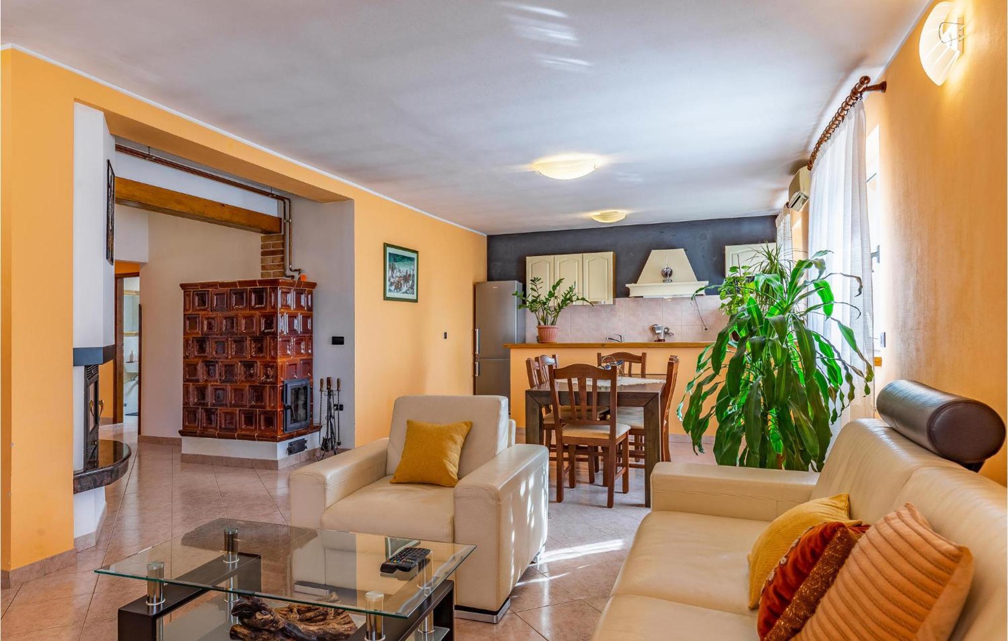 Lovely Home In Sisan With Outdoor Swimming Pool Buitenkant foto